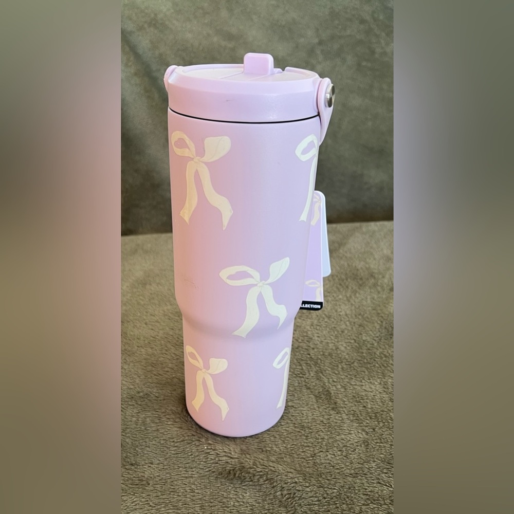 NWT Hydra Peak Artesian Collection Lilac w/Ivory Bows 32 oz Insulated Tumbler